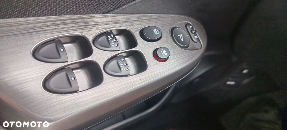 Honda Civic 1.4 Comfort - 11