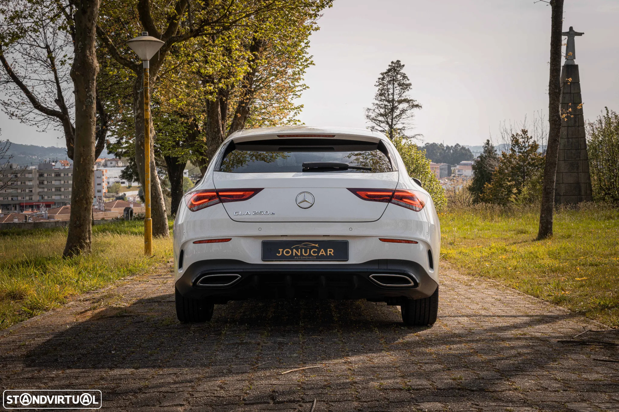 Mercedes-Benz CLA 250 e Shooting Brake AMG Line - 3