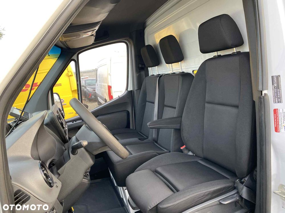 Mercedes-Benz SPRINTER * 2020r * Tylko 129.000km ! * HAK 3.5 T - 13