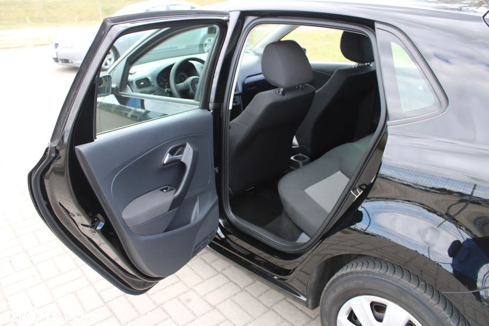Volkswagen Polo - 22
