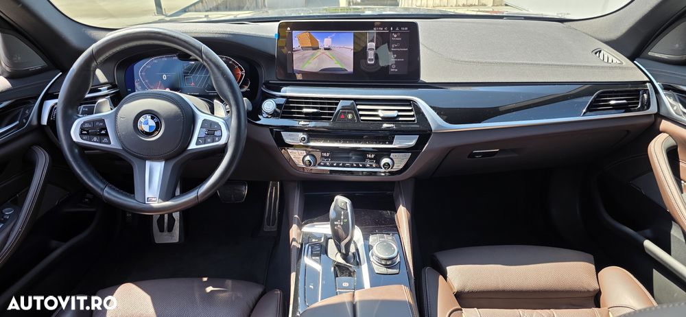 BMW Seria 5 530d xDrive AT MHEV - 10