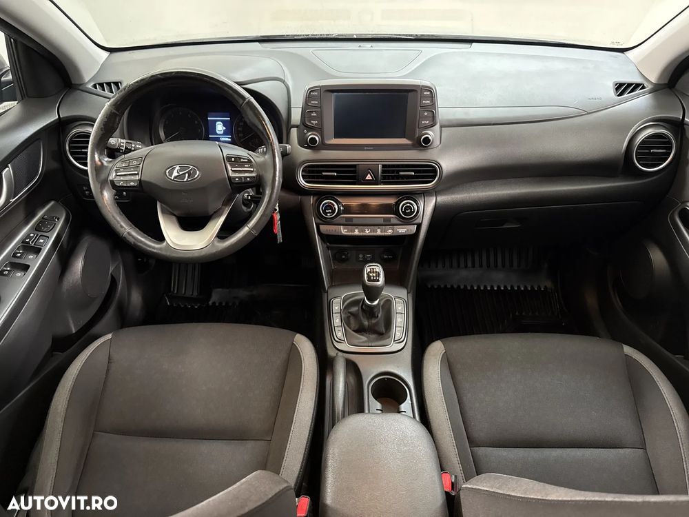 Hyundai KONA - 10