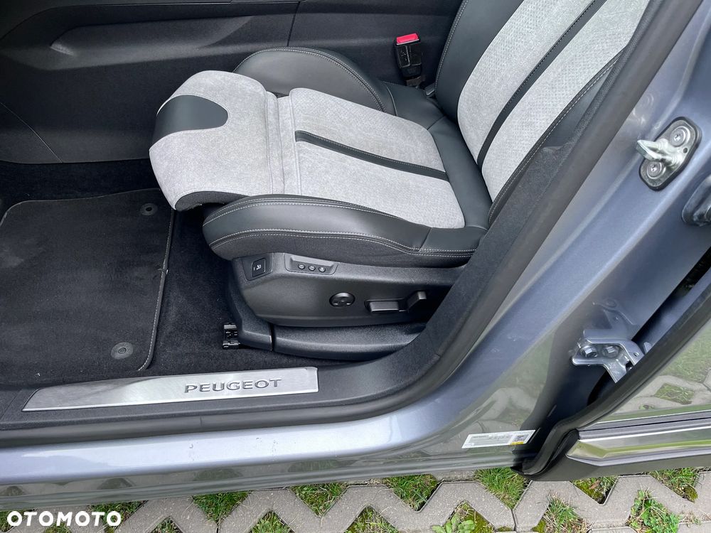 Peugeot 3008 1.6 PureTech Hybrid4 PHEV GT Pack S&S EAT8 - 20