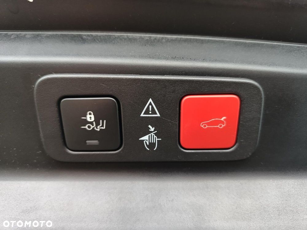 Peugeot 5008 1.6 PureTech Allure S&S EAT8 - 9