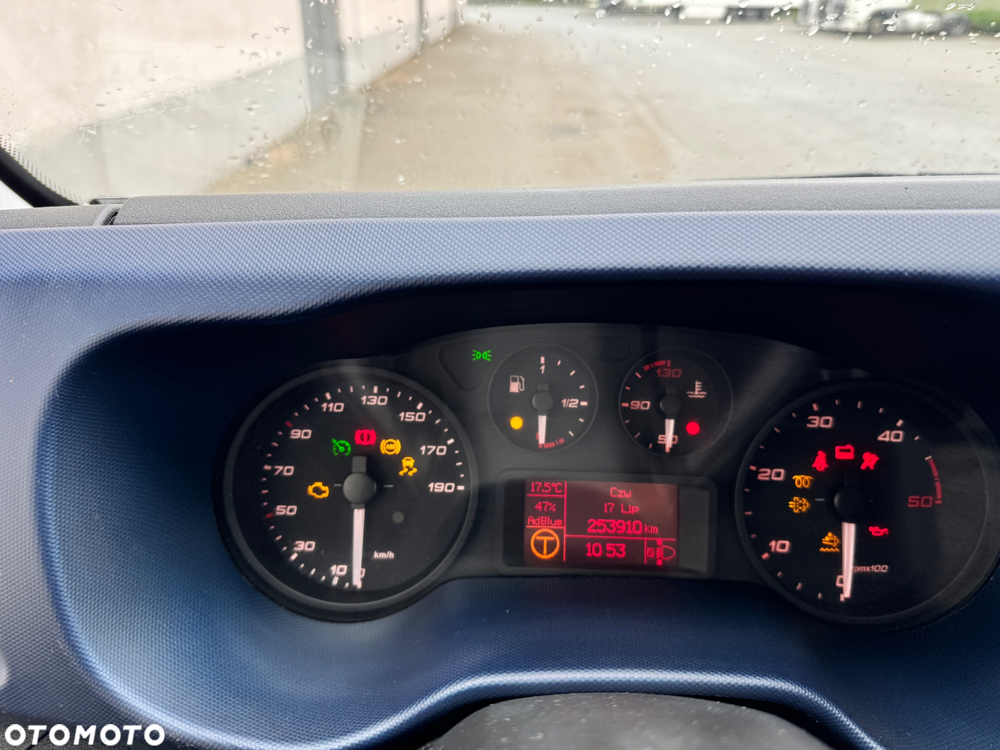 Iveco 70C18 - 7