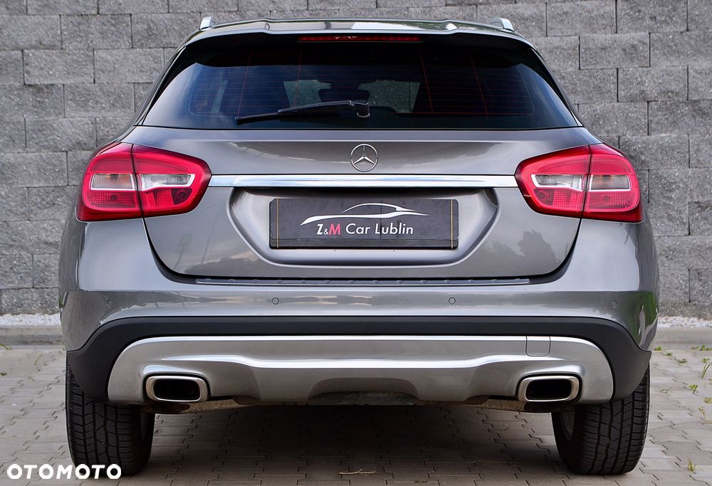 Mercedes-Benz GLA 200 Urban - 6