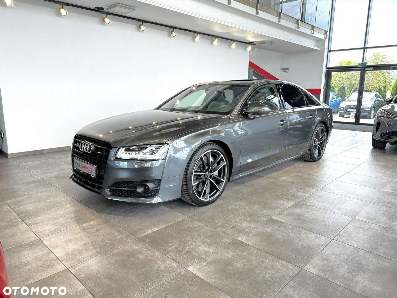 Audi S8 - 5