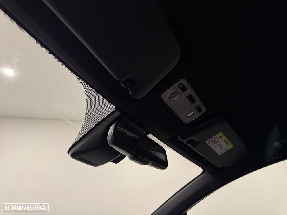 Toyota Yaris 1.5 VVT-i Comfort+P.Style - 48