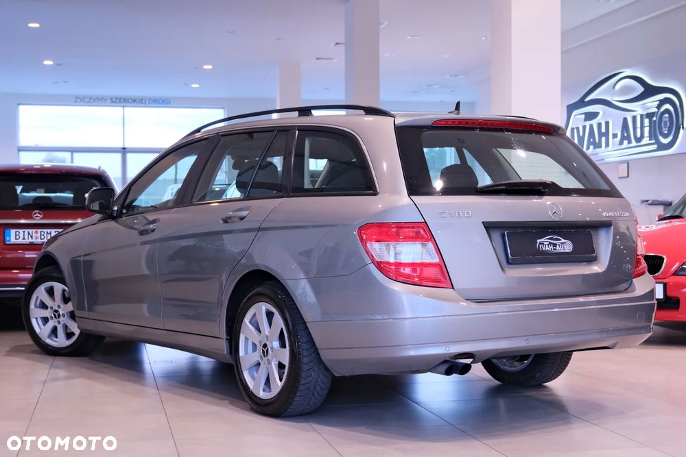 Mercedes-Benz Klasa C 180 T Kompressor Automatik - 7