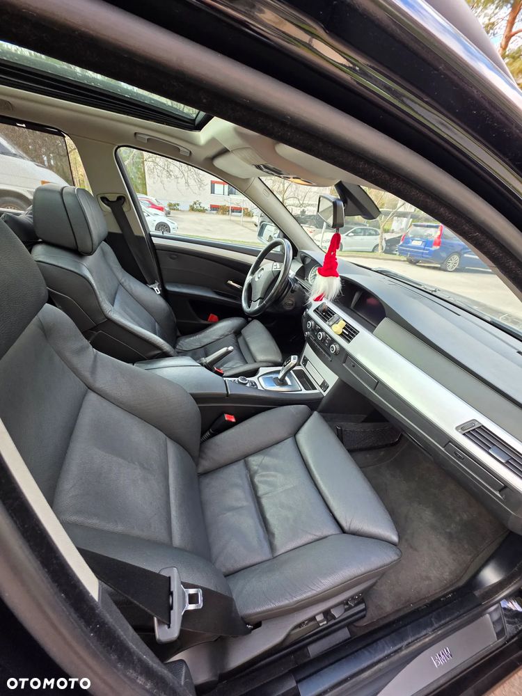 BMW Seria 5 525d Edition Lifestyle - 13