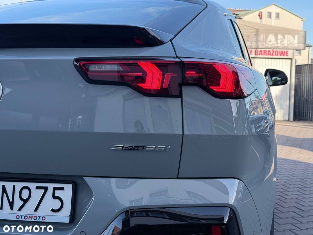BMW X2 - 11