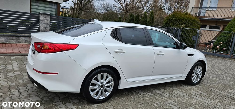Kia Optima 2.0 CVVL Spirit - 11