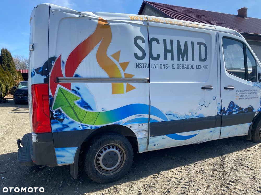 Mercedes-Benz Sprinter - 20