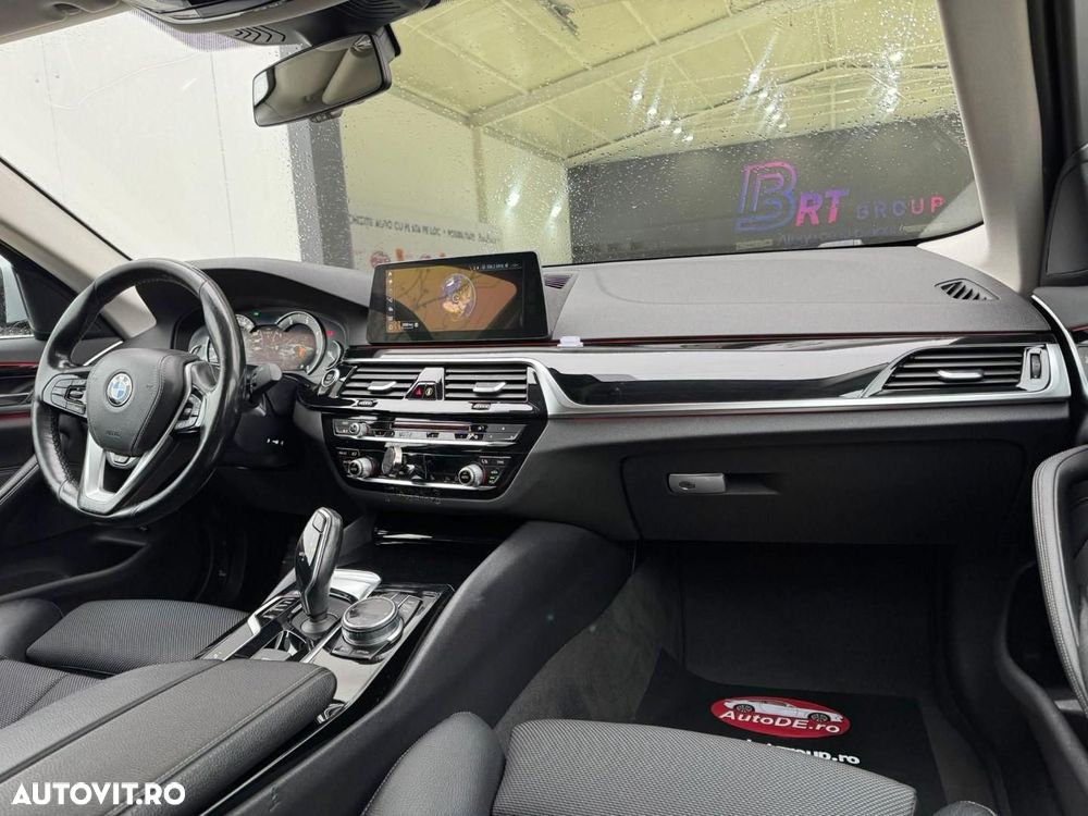 BMW Seria 5 520d Aut. Sport Line - 6