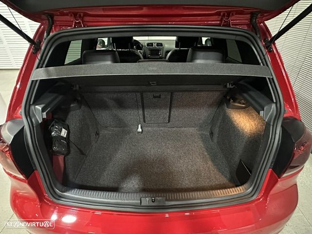 VW Golf 2.0 GTI DSG adidas - 17