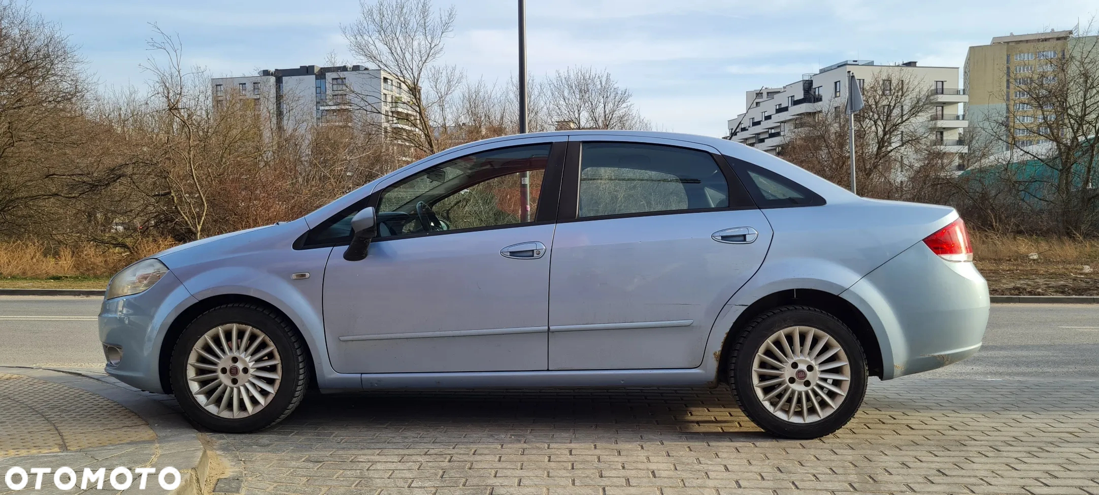 Fiat Linea 1.6 MJ 16V Dynamic - 5