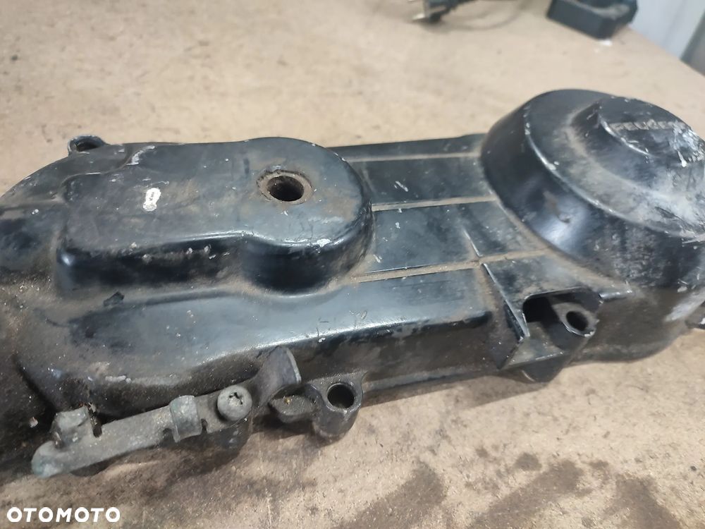 Dekiel, pokrywa silnika Peugeot - 3