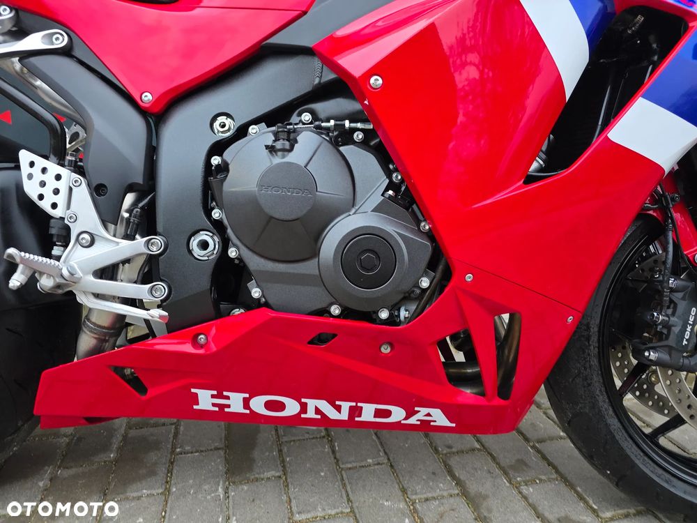 Honda CBR - 26