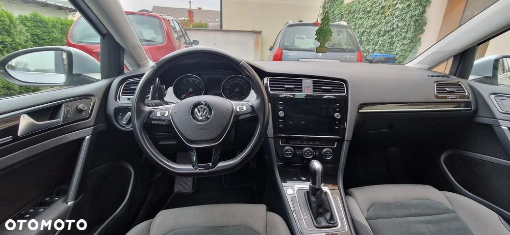 Volkswagen Golf 1.5 TSI BMT Evo Comfortline DSG - 25