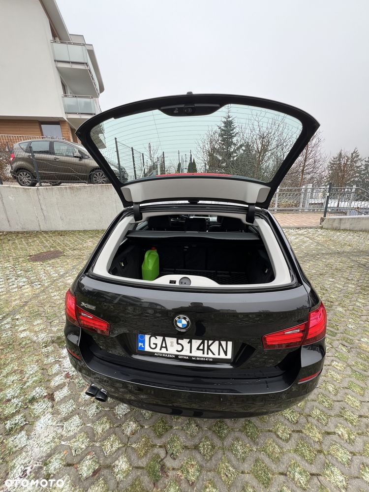BMW Seria 5 525d xDrive Sport-Aut - 7