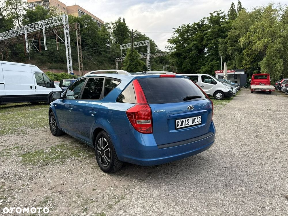 Kia Ceed 1.4 CVVT Vision - 4
