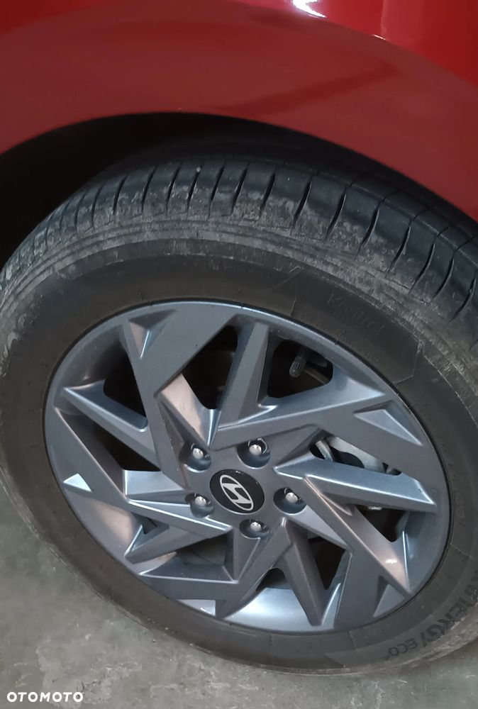 Hyundai Elantra - 9