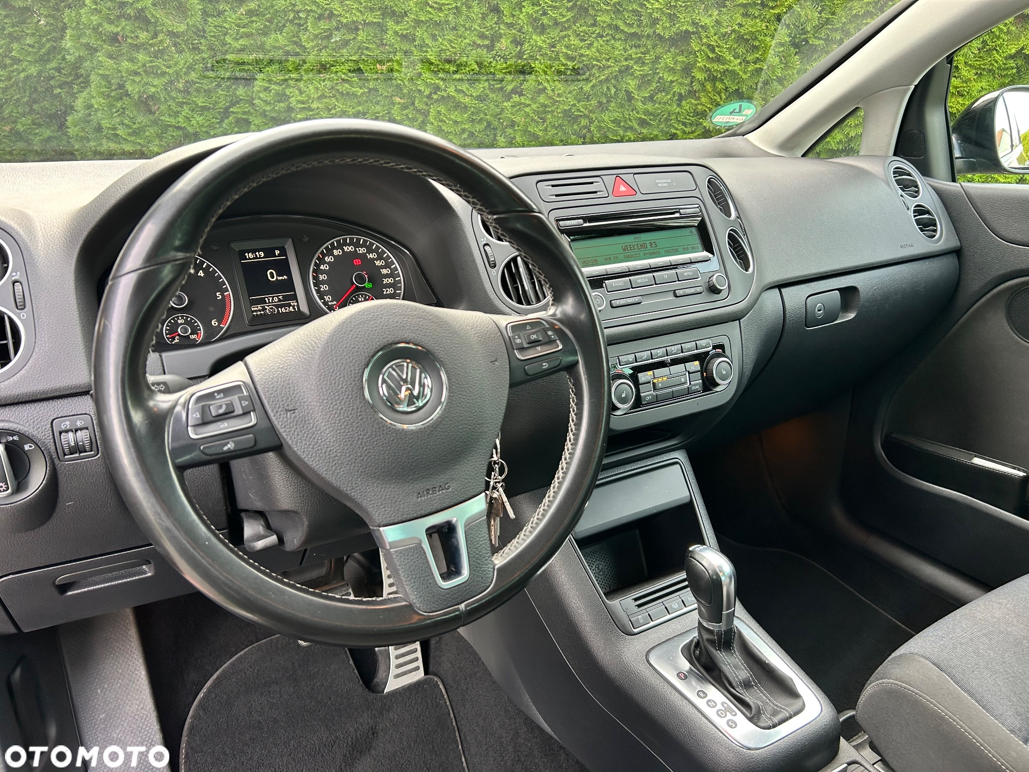 Volkswagen Golf Plus 1.6 TDI Highline DSG - 10