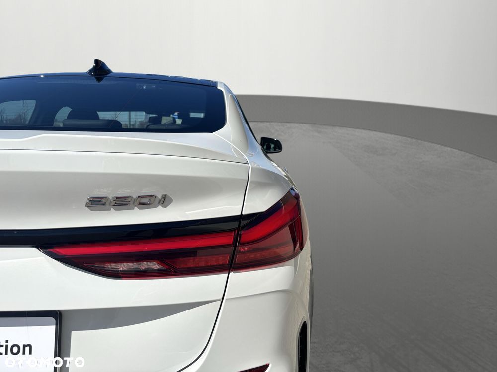 BMW Seria 2 220i M Sport - 9