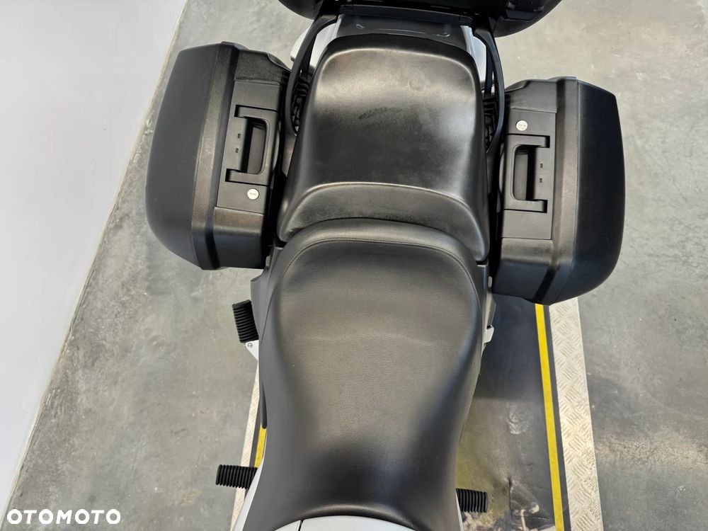 BMW R - 28