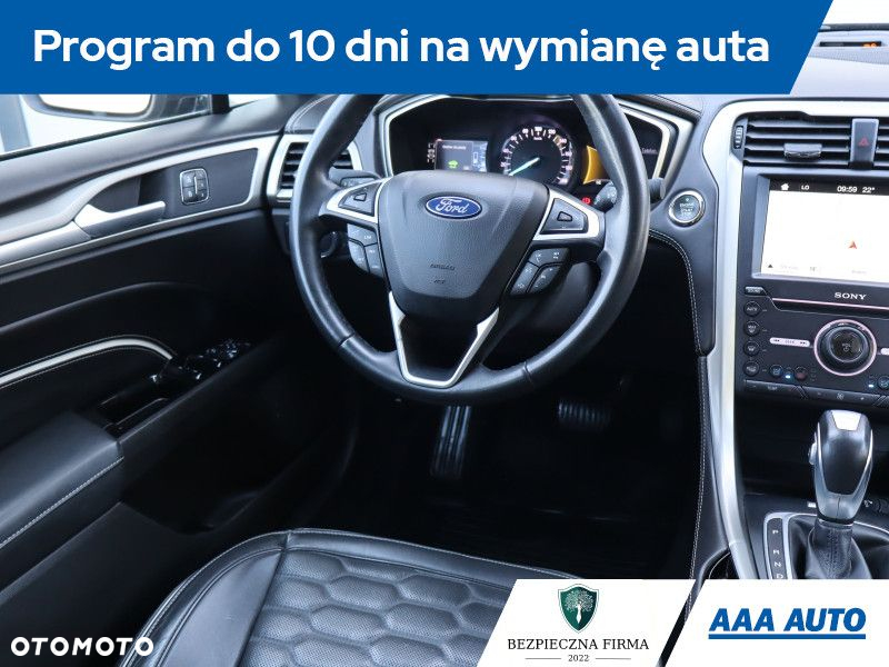 Ford Mondeo - 8