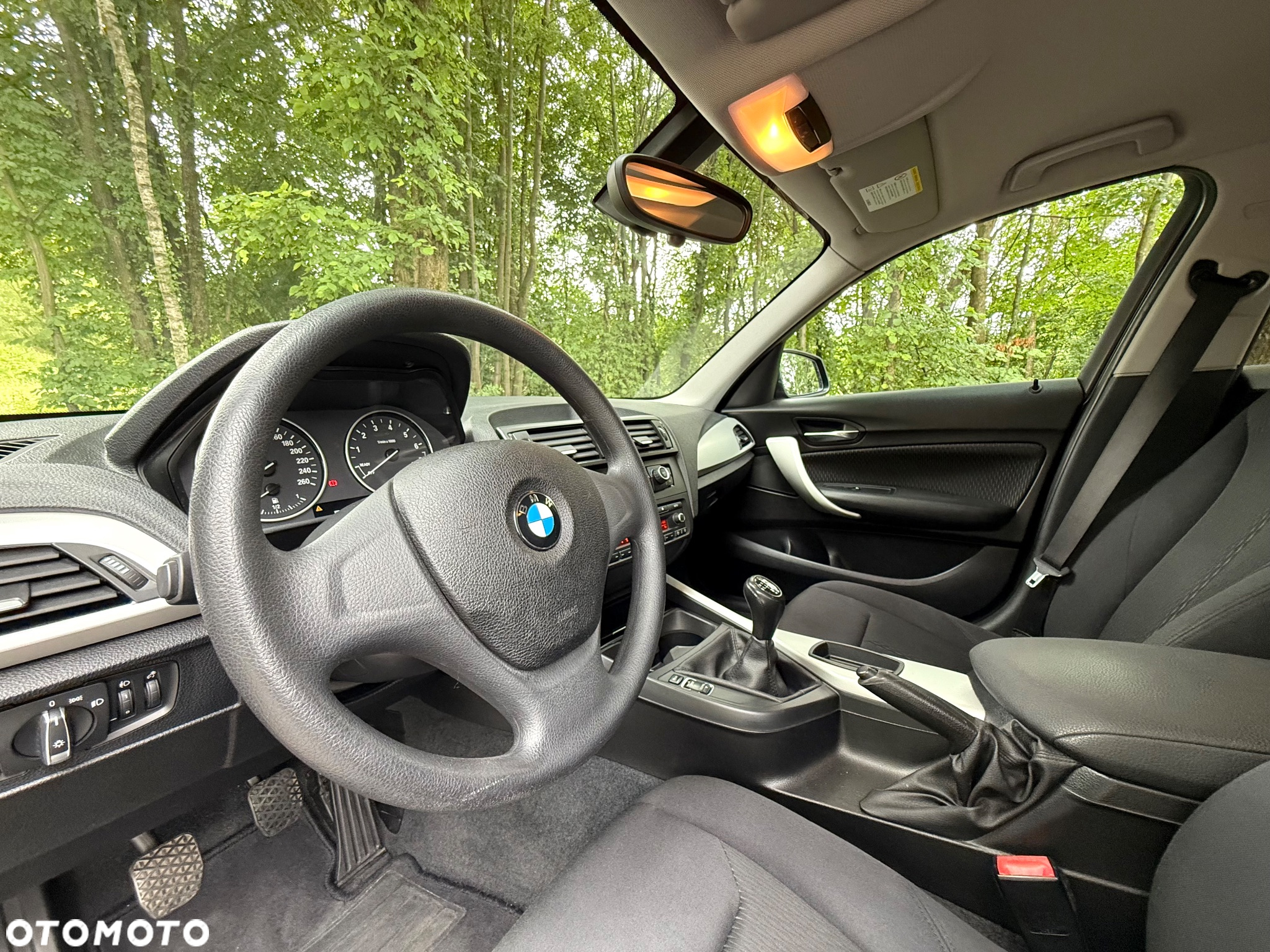 BMW Seria 1 116i - 16
