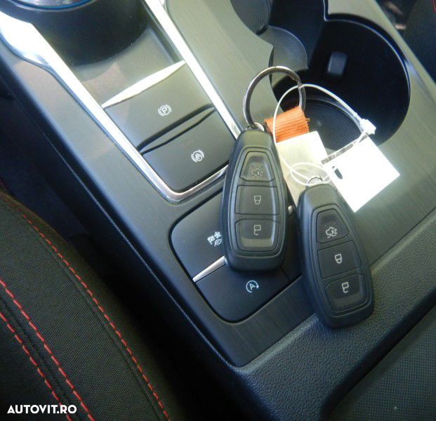 Ford Kuga 1.5 EcoBlue A8 FWD ST Line X - 16
