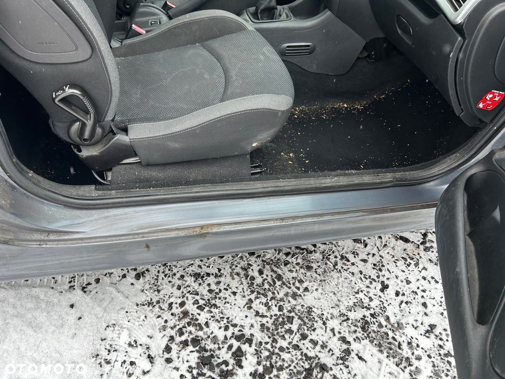 Peugeot 206 plus 75 - 6