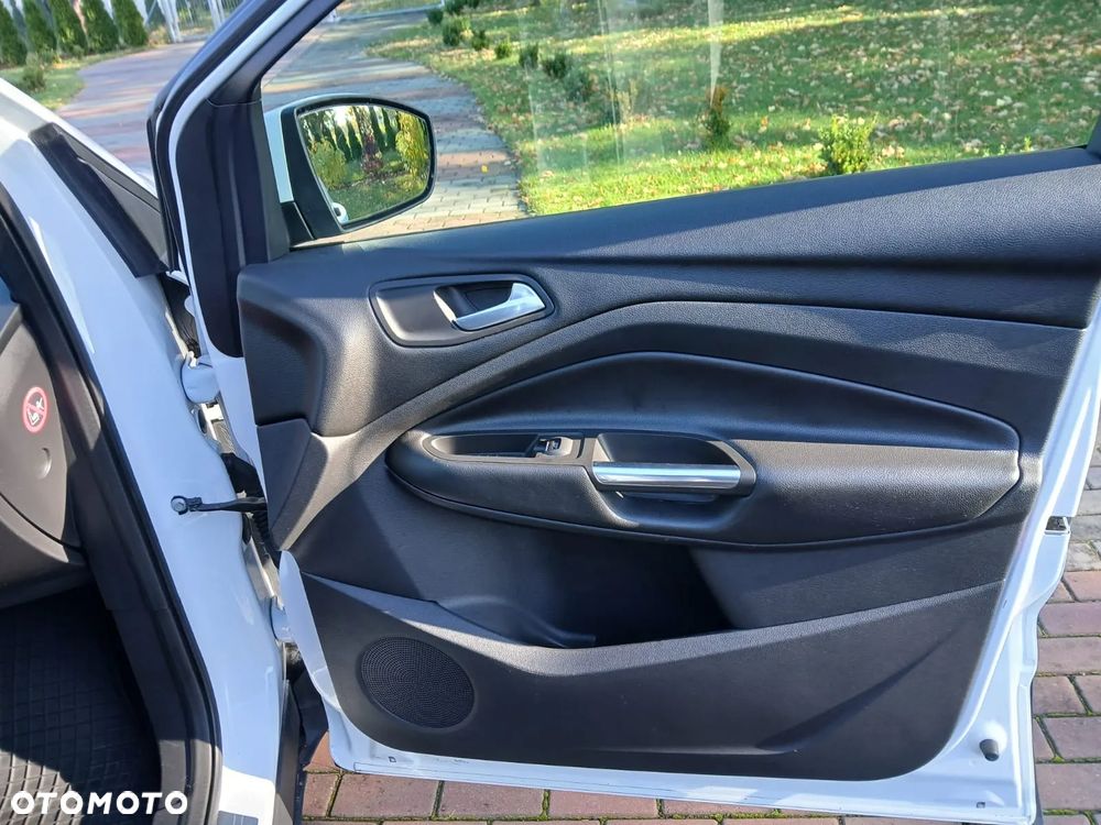 Ford Kuga 2.0 TDCi FWD Trend - 12