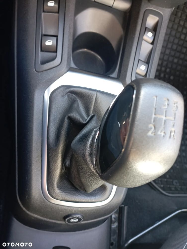 Peugeot 301 1.6 VTi Allure EU6 - 4