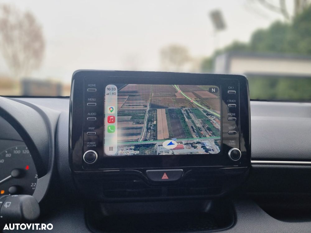 Toyota Yaris 1.5 L CVT Dynamic - 23