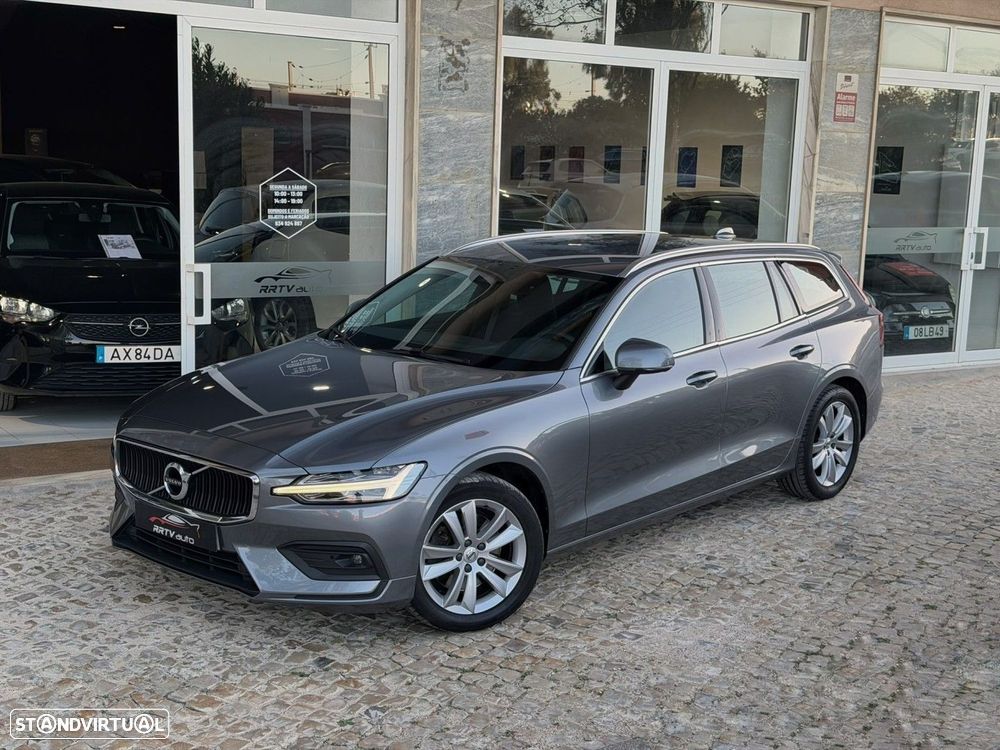 Volvo V60 2.0 D3 Momentum - 1