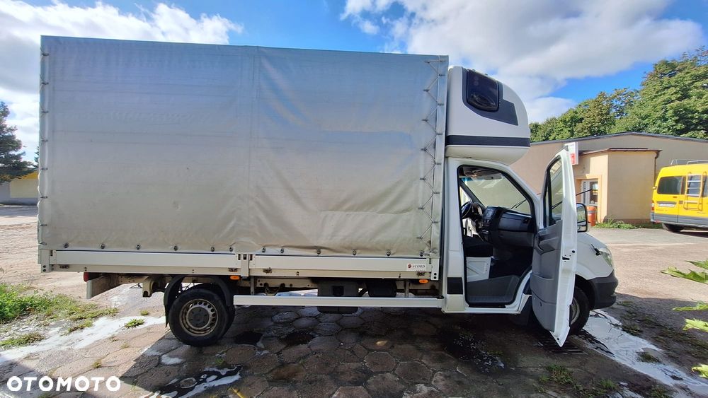 Mercedes-Benz Sprinter - 3