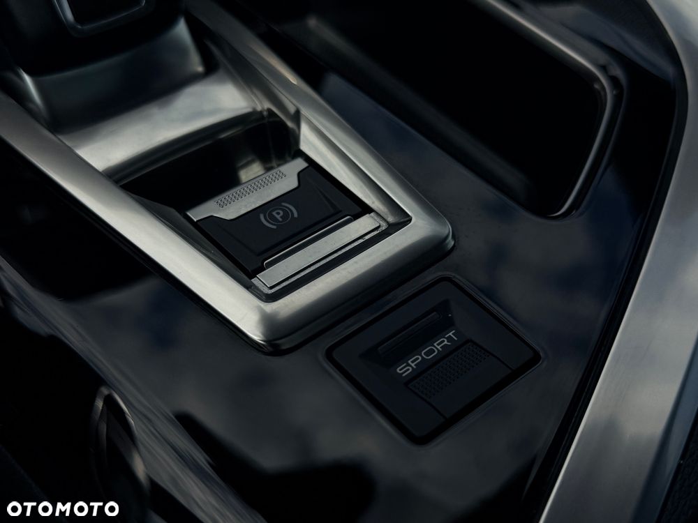 Peugeot 3008 PureTech 180 Stop & Start GPF EAT8 GT - 19