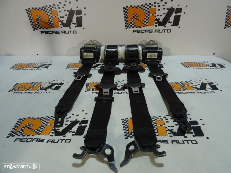 Cintos Traseiros Bmw 1 (E87)  Cintos Traseiros Bmw Serie 1 E87 - 1