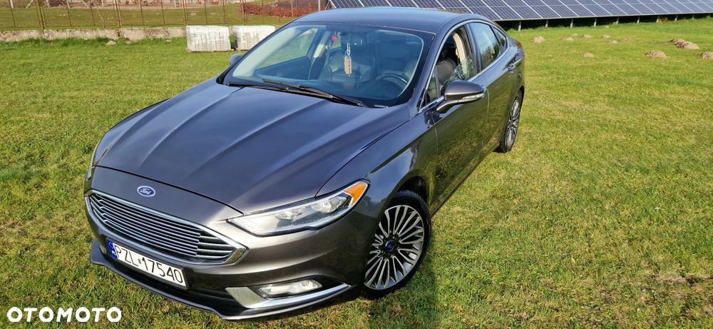 Ford Fusion 2.0 EcoBoost Titanium - 4