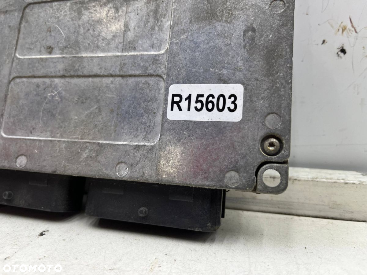 Komputer silnika Renault Clio II 98-12r. 1.6 benzyna sterownik ECU 8200298690 8200052418 - 5
