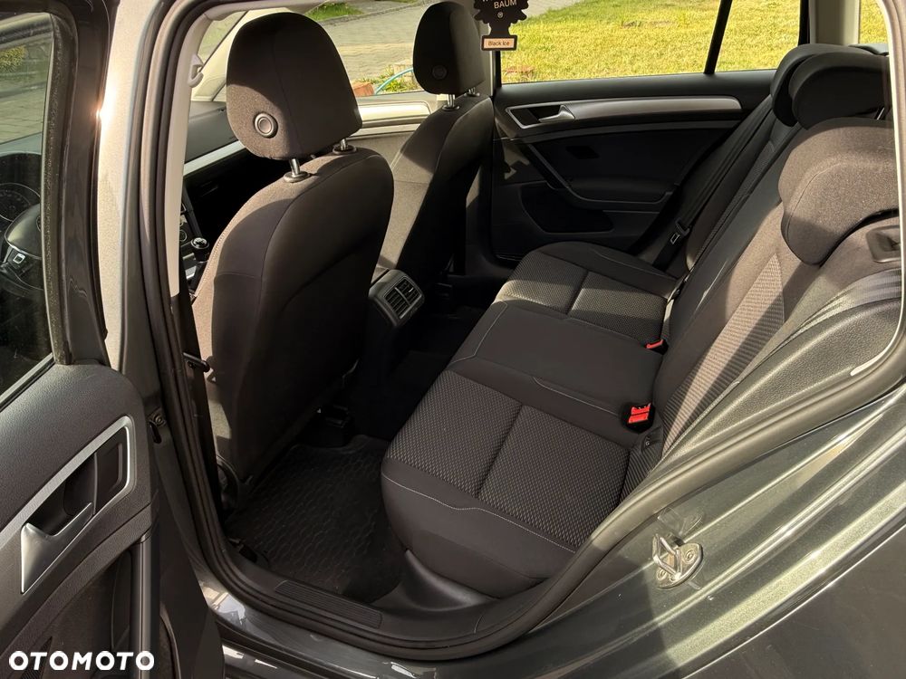 Volkswagen Golf 1.6 TDI BMT Comfortline - 8