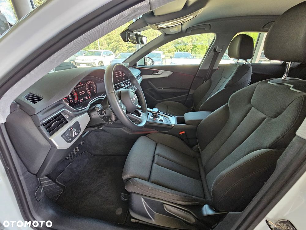 Audi A4 40 TDI Quattro Advanced S tronic - 11