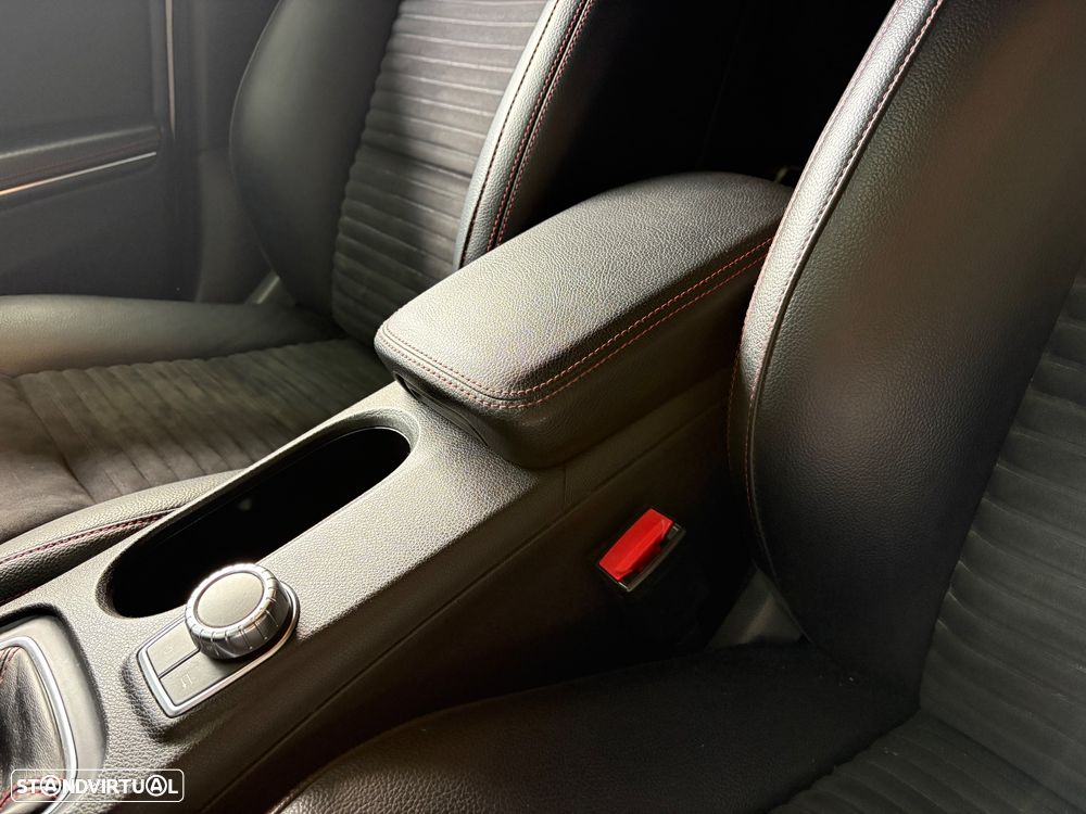 Mercedes-Benz A 200 CDI AMG Line - 41
