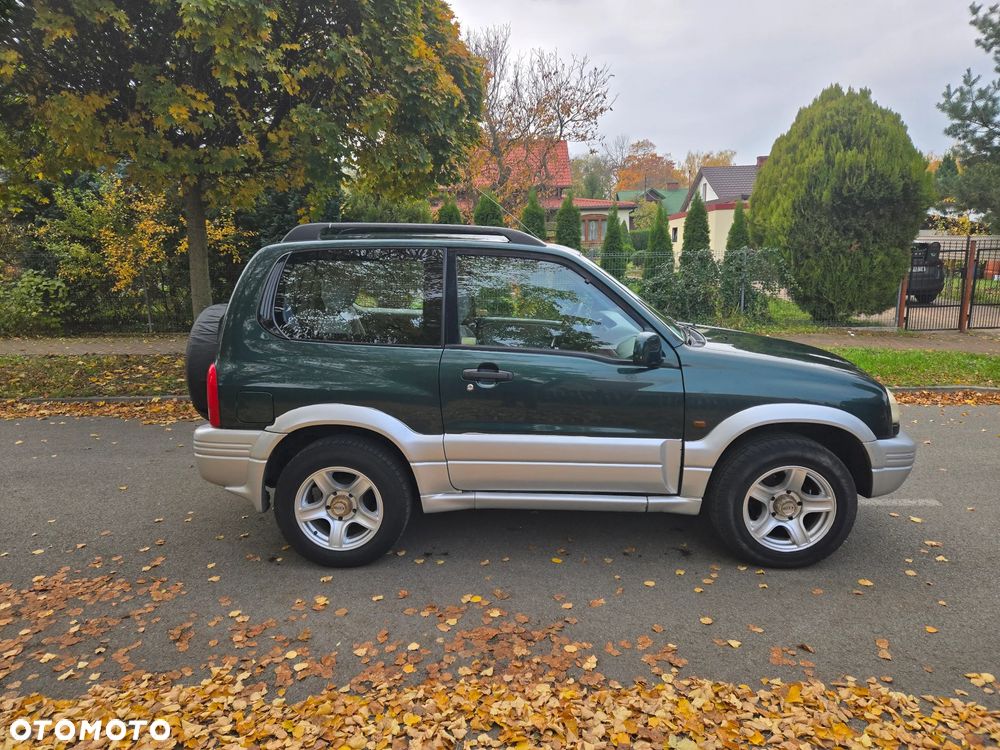 Suzuki Grand Vitara 1999 photo 2