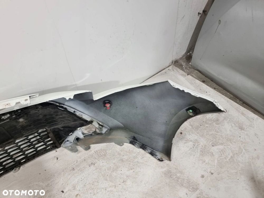 TOYOTA COROLLA E21 KOMBI HB ZDERZAK PRZÓD PRZEDNI - 11