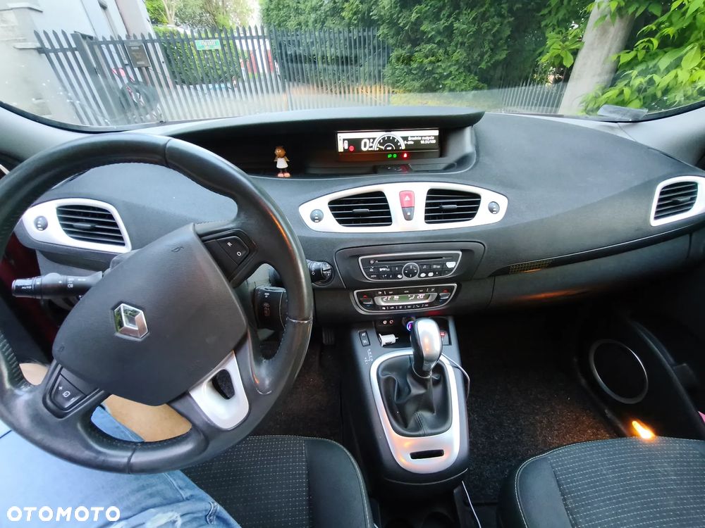 Renault Scenic 2.0 16V 140 CVT Dynamique - 24