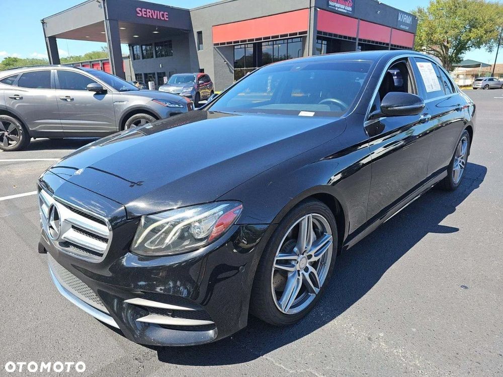 Mercedes-Benz Klasa E 300 9G-TRONIC Avantgarde - 2