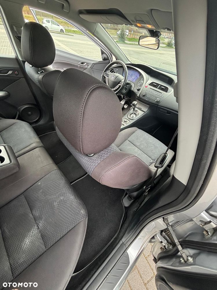 Honda Civic 1.8 Comfort - 13